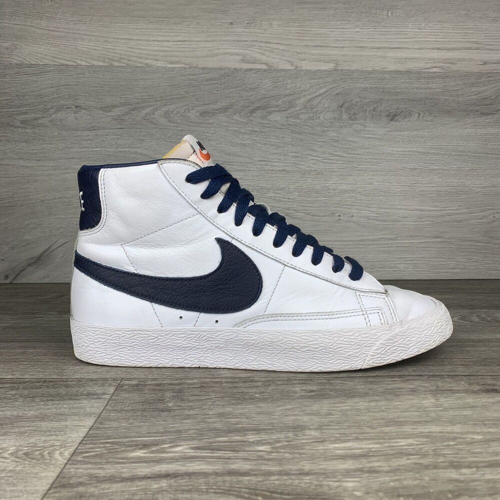 Womens Nike SB Bruin Hi Top sneakers Size 8.5 Navy White